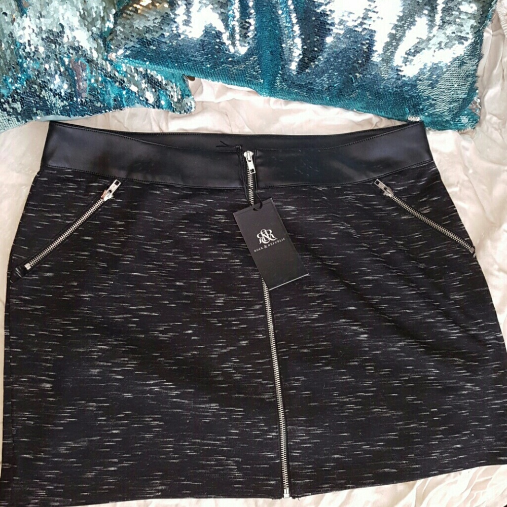 Rock and republic skirt